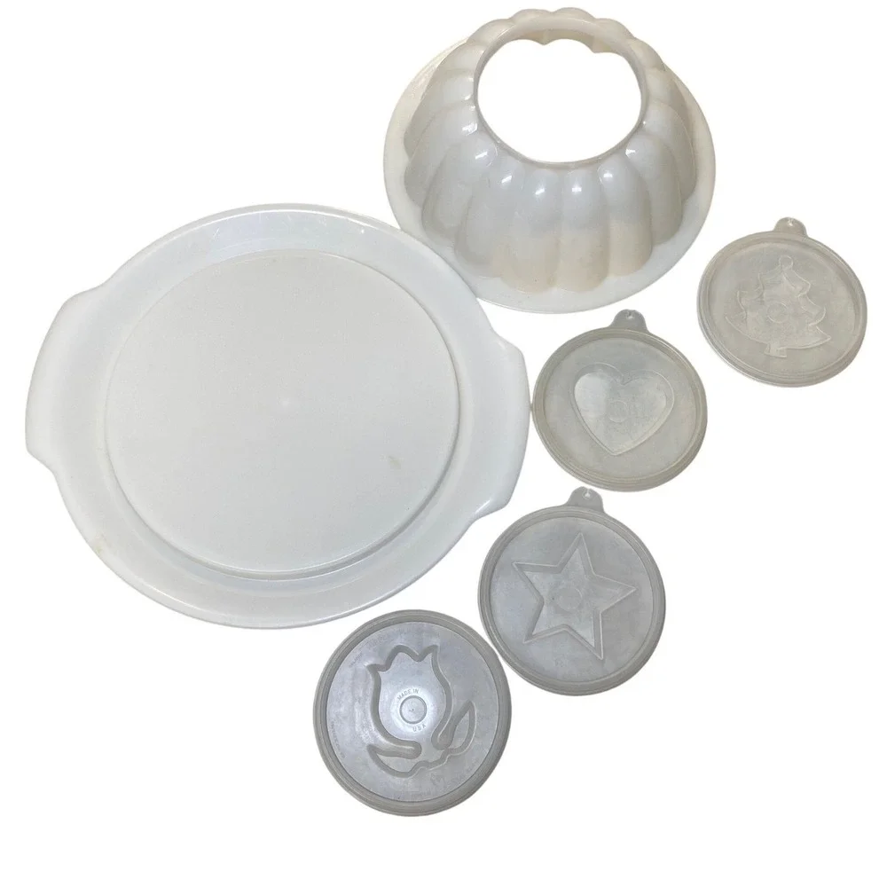 Vintage Tupperware Jel-N-Serve Mold 1204-4 Tray & 4‎ Decorative Seals Set